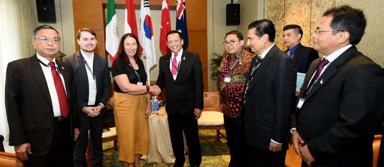 16_-_9_-_2018__Ketua_DPR_Bambang_Soestayo_Australia_adalah_mitra_strategis_Indonesia_.jpg