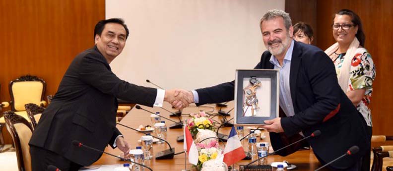 1_-_11_-_2018__Terima_Parlemen_Perancis,_DPR_Bahas_Hubungan_Ekonomi.jpg