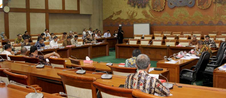 20_-_8_-_2018__Rapat_Komisi_VI_DPR_RI.jpg