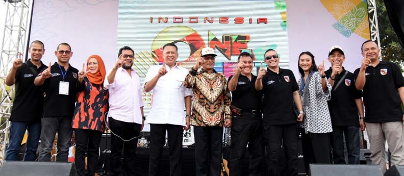 24_-_8_-_2018__Ketua_DPR_Bambang_Soesatyo_apresiasi_kegiatan_PP_di_bidang_UMKM_kuliner_.jpg