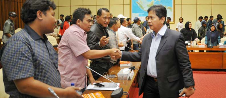 4__Komisi_IV_DPR_RI_Terima_Masyarakat_Desa_Hutan_Terkait_Permen_LHK_No_39_Tahun_2017.jpg