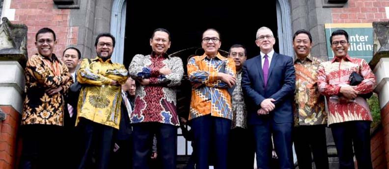 9_-_11_-_2018__Bambang_Soesatyo_politik_Indonesia_diabdikan_membangun_dunia_yang_damai.jpg