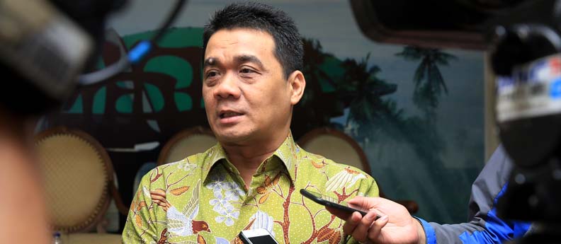 9_-_8_-_2018__Anggota_Komisi_II_Ahmad_Riza_Patria_.jpg