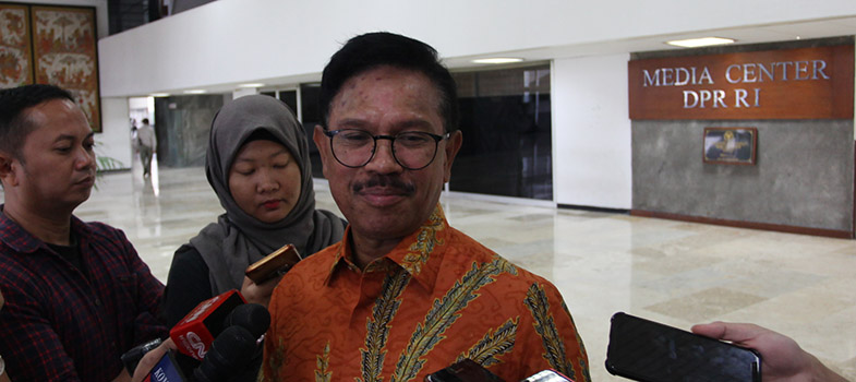 Anggota_DPR_RI_Johny_G_Plate,_21052019.jpg