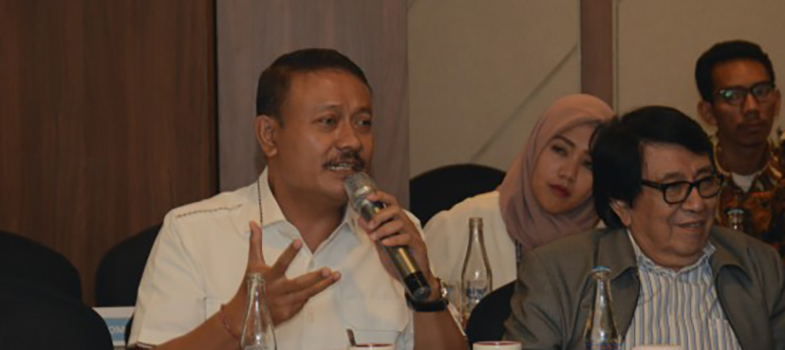 Anggota_Komisi_VI_DPR_RI_Gde_Sumarjaya_Linggih.jpg