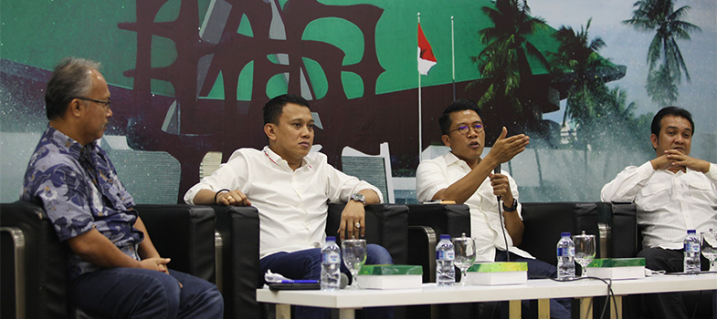Diskusi_dialektika_demokrasi_1819.jpg