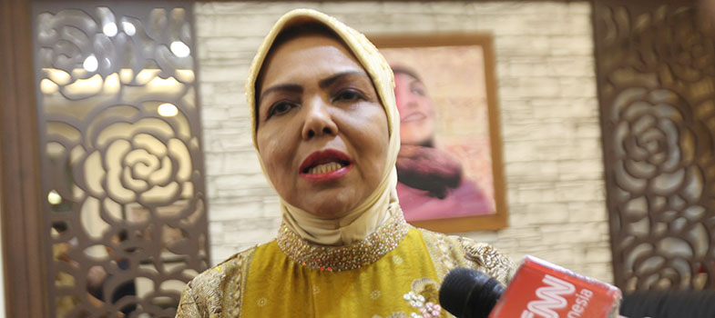 Ketua_BKSAP_DPR_Nurhayati_Ali_Assegat.jpg