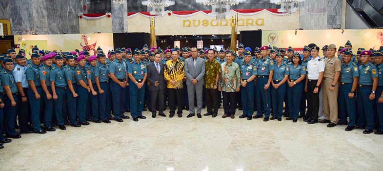 Ketua_DPR_RI_Bambang_Soesatyo_menegaskan_dukungannya_kepada_TNI.jpg
