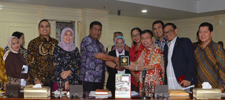 Kunjungan_Kerja_Reses_Komisi_X_ke_Perguruan_Sultan_Iskandar_Muda.jpg