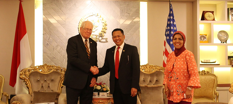 Kunjungan_kehormatan_kongres_Amerika_Serikat_31719.jpg