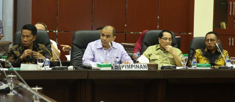 Maret_7_2018_Badan_Legislasi.jpg