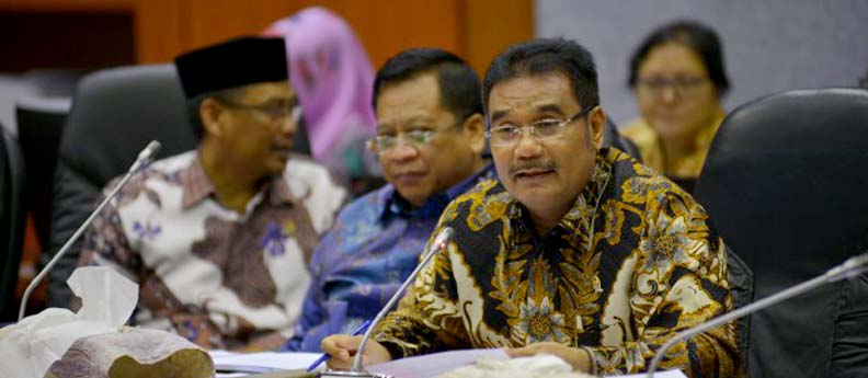 Mei_24_2018__Komisi_X_Minta_Pemerintah_Sinkronisasi_Data_Pendidikan.jpg