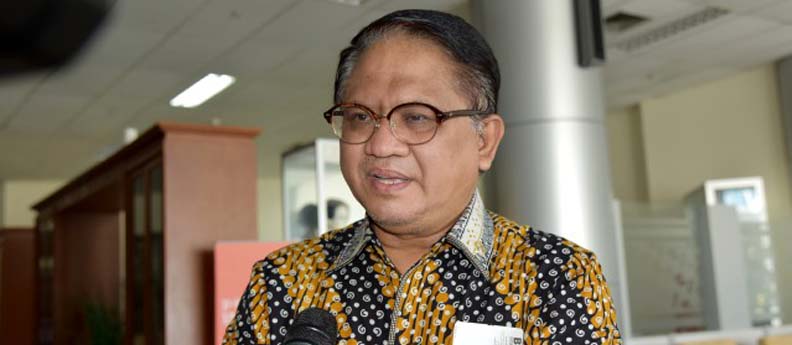 Mei_25_2018__Perlu_Ada_Pembahasan_Mendalam_Tentang_Pendidikan.jpg