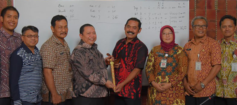 Tim_PKAKN_BK_DPR_RI_bertemu_dengan_Wali_Kota_Surakarta.jpg
