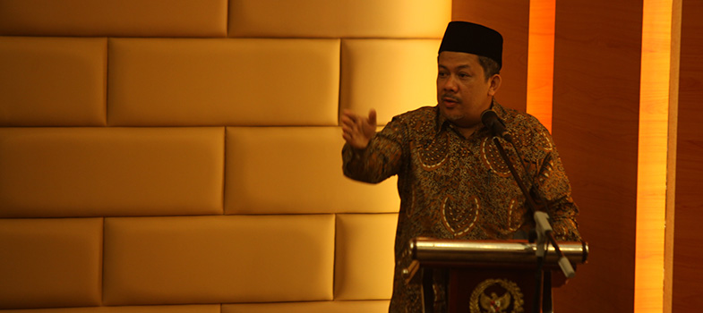 Wakil_Ketua_DPR_RI_Fahri_Hamzah,_Kamis_18_April_2019.jpg