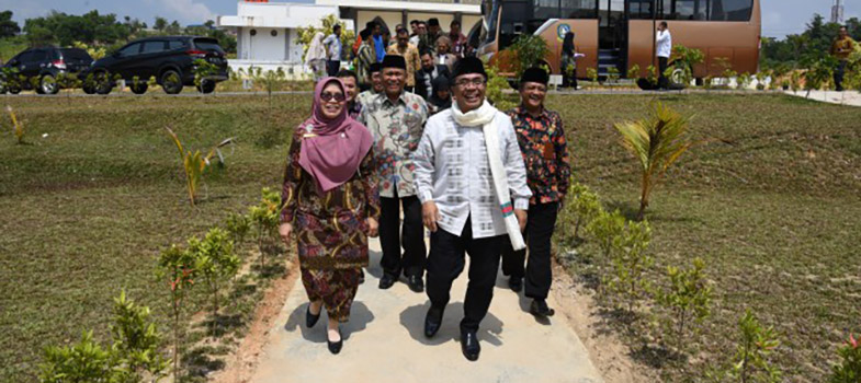 Wakil_Ketua_Komisi_VIII_DPR_RI_Sodik_Mudjahid_572019.jpg