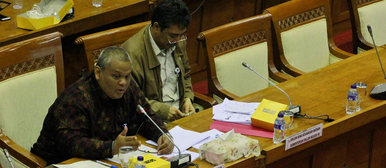dpr-dak-pendidikan.jpg