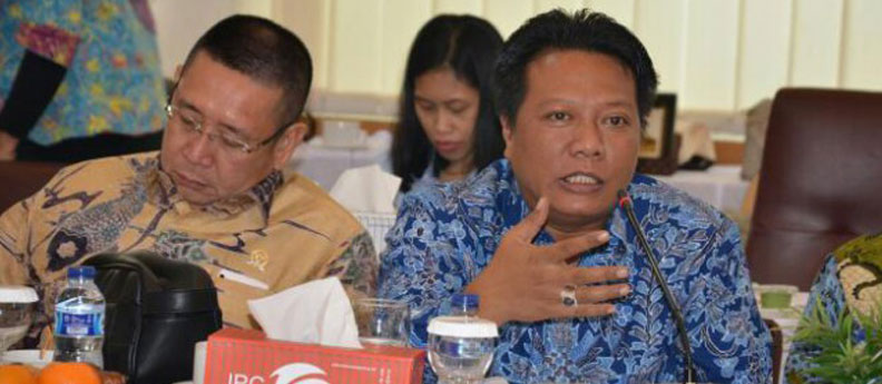 dpr-pansus-pelindo.jpg